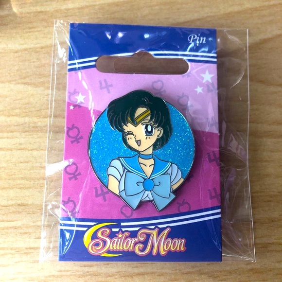 Sailor Moon Sailor Mercury Glitter Enamel Pin - Picture 2 of 3
